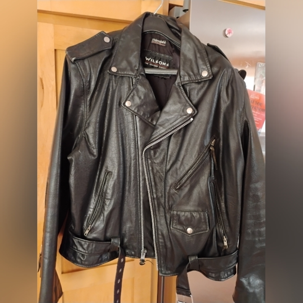 Vintage Wilson Men’s Black Leather Motorcycle Jacket w/ Thinsulate XL